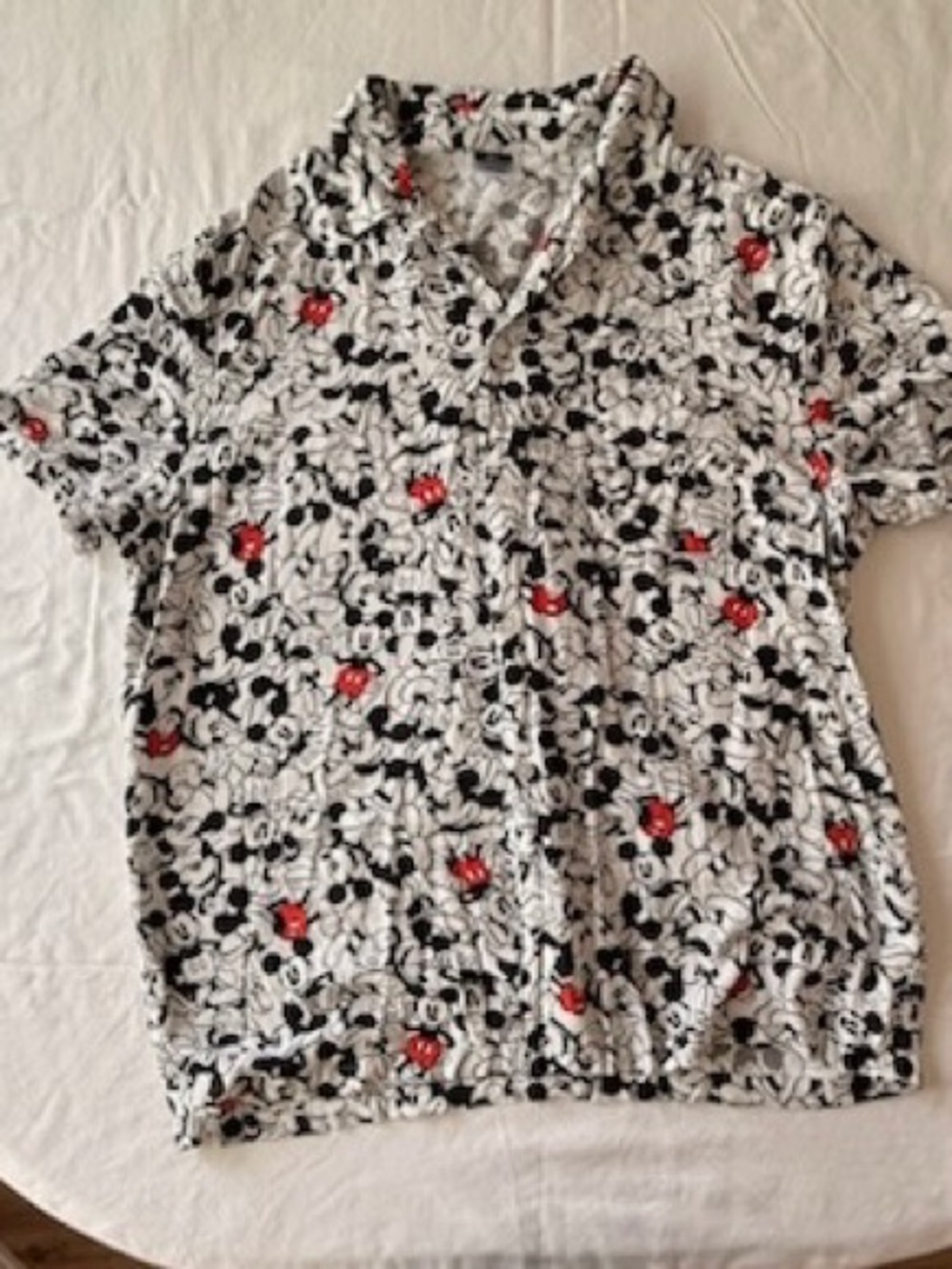 Disney Short-Sleeve Mickey Mouse Button-Down Shirt in White, Black, Red